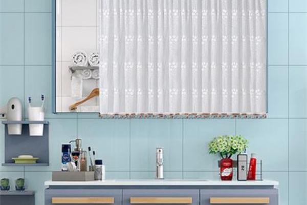 风水卫生间对着入户门挂什么好镜子