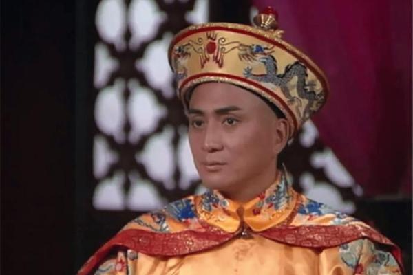 溥仪作为清朝的第十二位皇帝一生悲惨的命运！八字分析命理