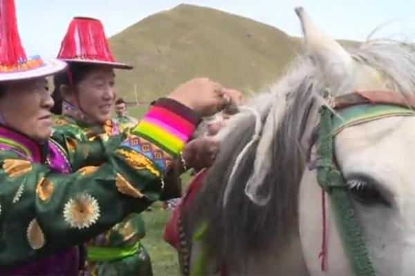 裕固族的传统节日和风俗习惯有哪些? 裕固族的传统节日和风俗习惯有哪些?