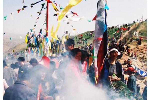 裕固族的传统节日和风俗习惯有哪些? 裕固族的传统节日和风俗习惯有哪些?