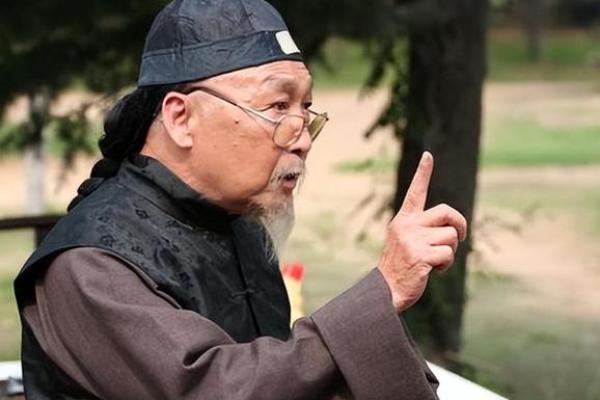 算命先生为何短寿