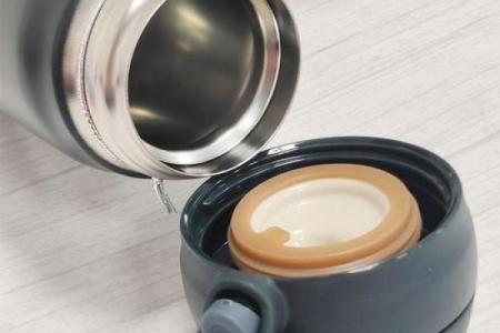 膳魔师龙杯和星座杯哪个好