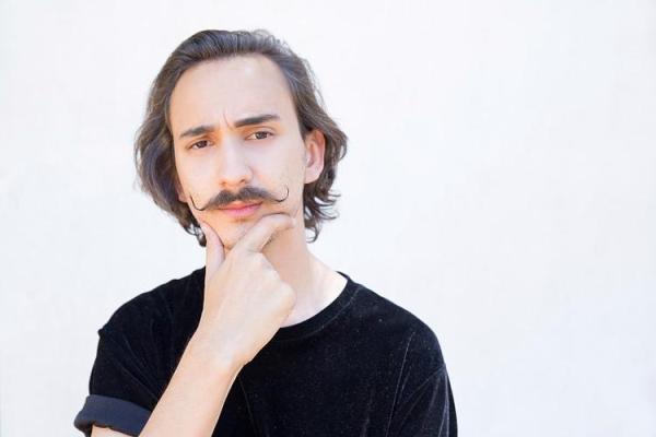 男人八字胡 男人八字胡