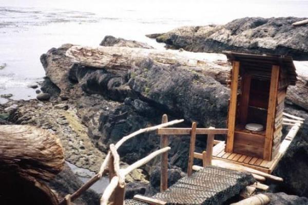 风水解读梦见高楼倒塌没砸到自己是什么预兆 风水解读梦见高楼倒塌没砸到自己是什么预兆