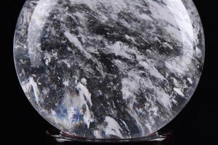 水晶会吸走人的灵气是真的吗风水观点