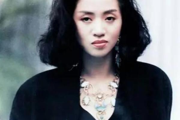 梅艳芳八字算命