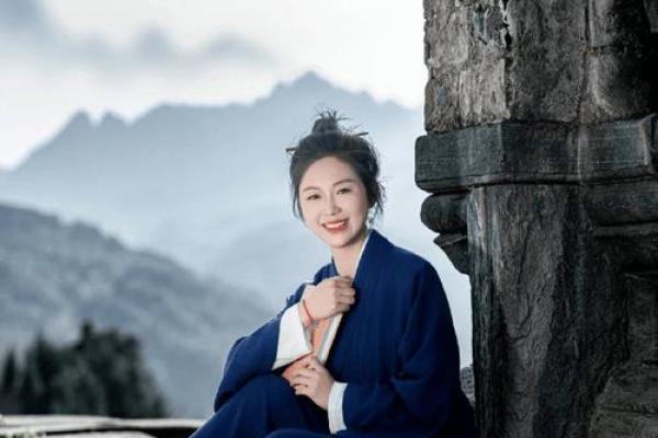 青城山女道士算命准吗