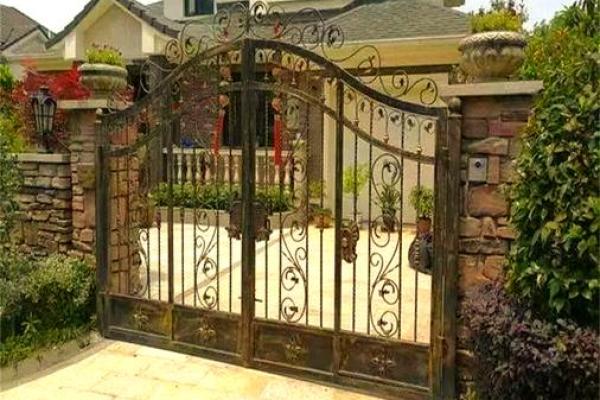 农村围墙大门风水