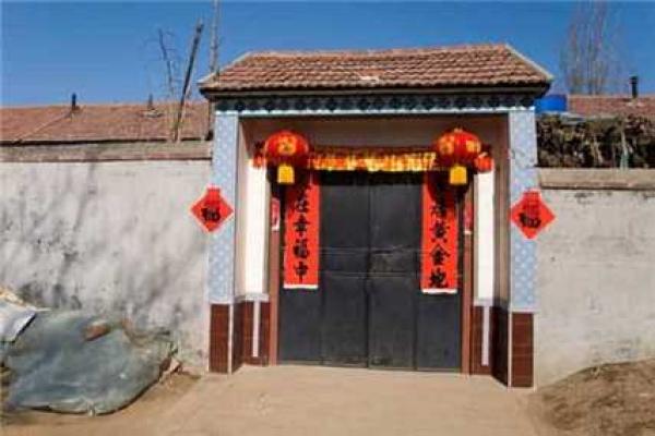 农村围墙大门风水