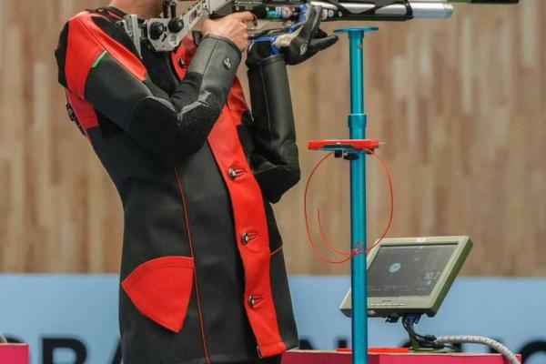 男孩八字带弓箭