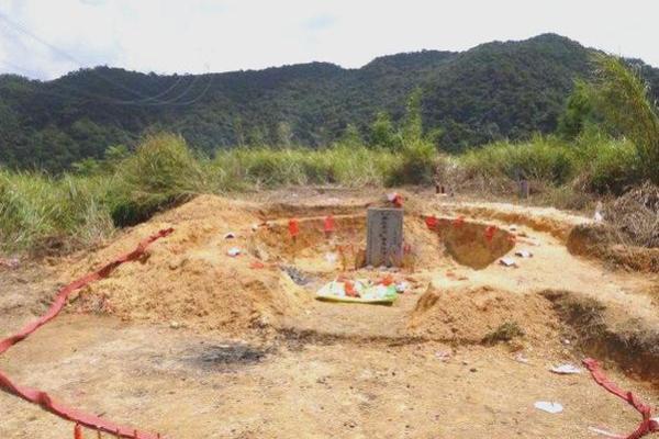 城市风水_别人的祖坟要葬在我家地里 城市风水_别人的祖坟要葬在我家地里