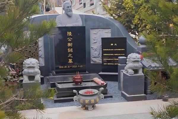 人丁兴旺的风水墓地