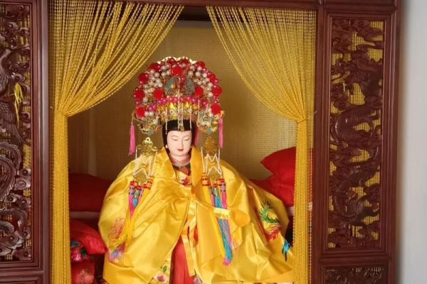 泰山奶奶附人身算命