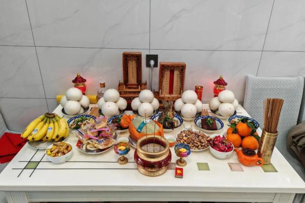 风水祭奠上坟必备三种点心是什么