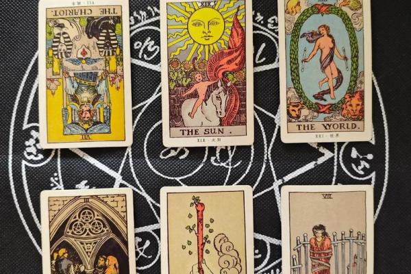塔罗牌免费测试正缘，塔罗牌免费测试占卜正缘？
